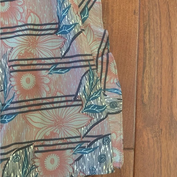 COTELAC 100% POLY GARDEN PRINT RUFFLE SLEEVE TOP SIZE 0 - Picture 14 of 16